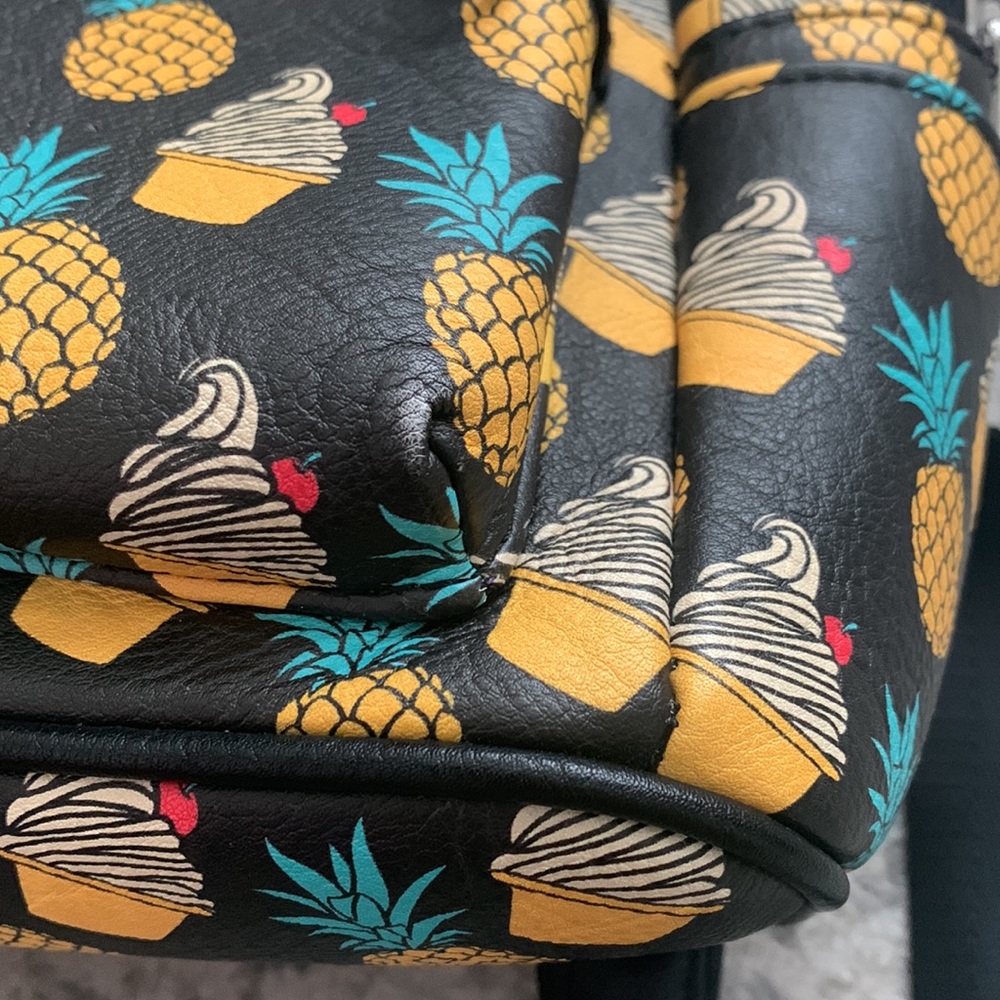 Rare Disney Park Lounge Fly Dole Whip Backpack - Picture 6 of 8